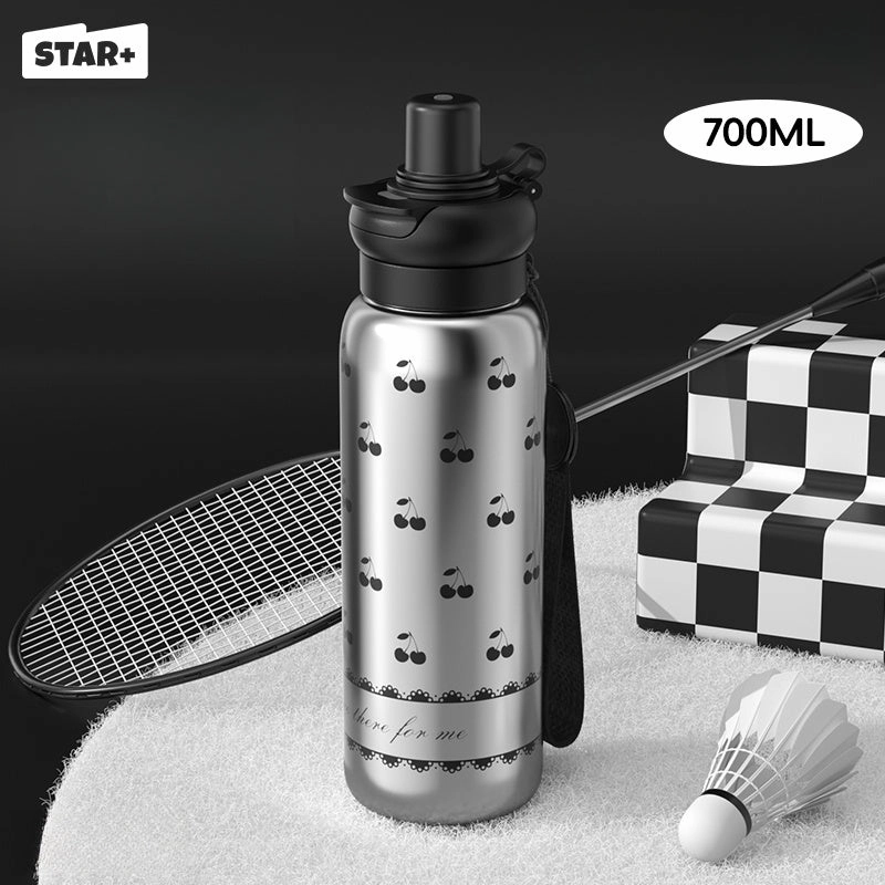 STAR  Stylish 700ml Stainless Steel Insulated Water Bottle - Leak-Proof & Portable