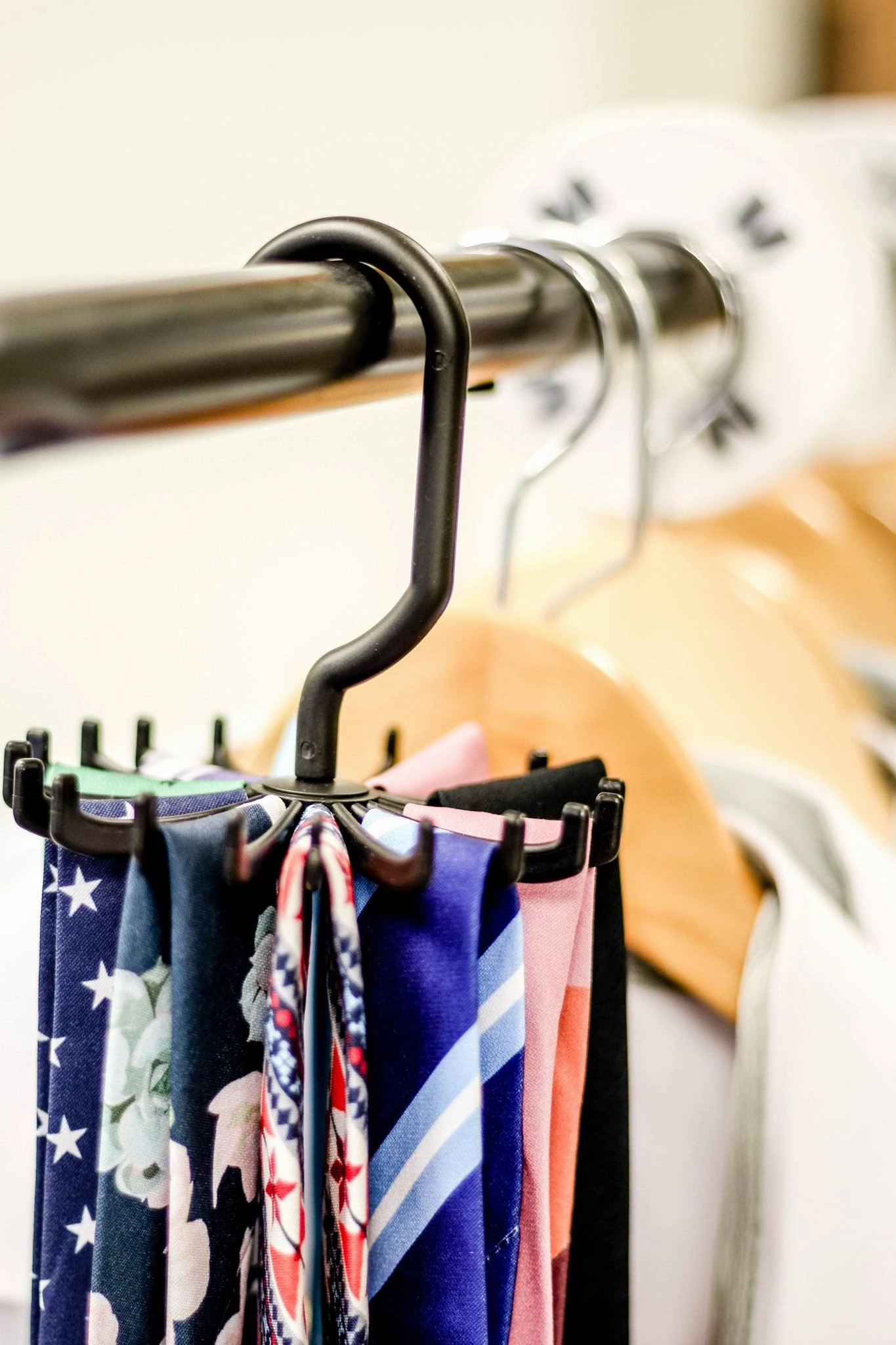 Tie Hanger